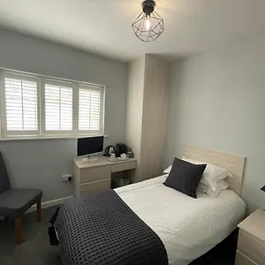 Grosvenor Bed & Breakfast